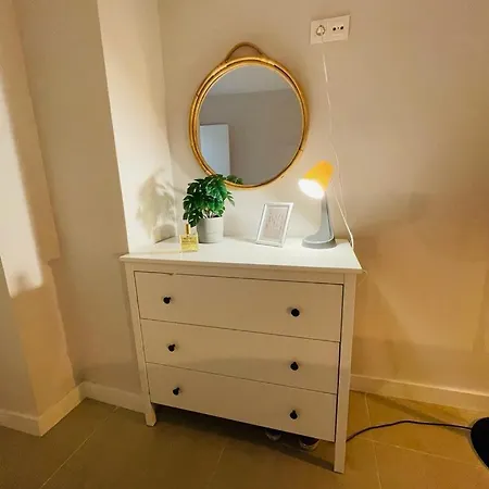 Apartment Piso 4 *